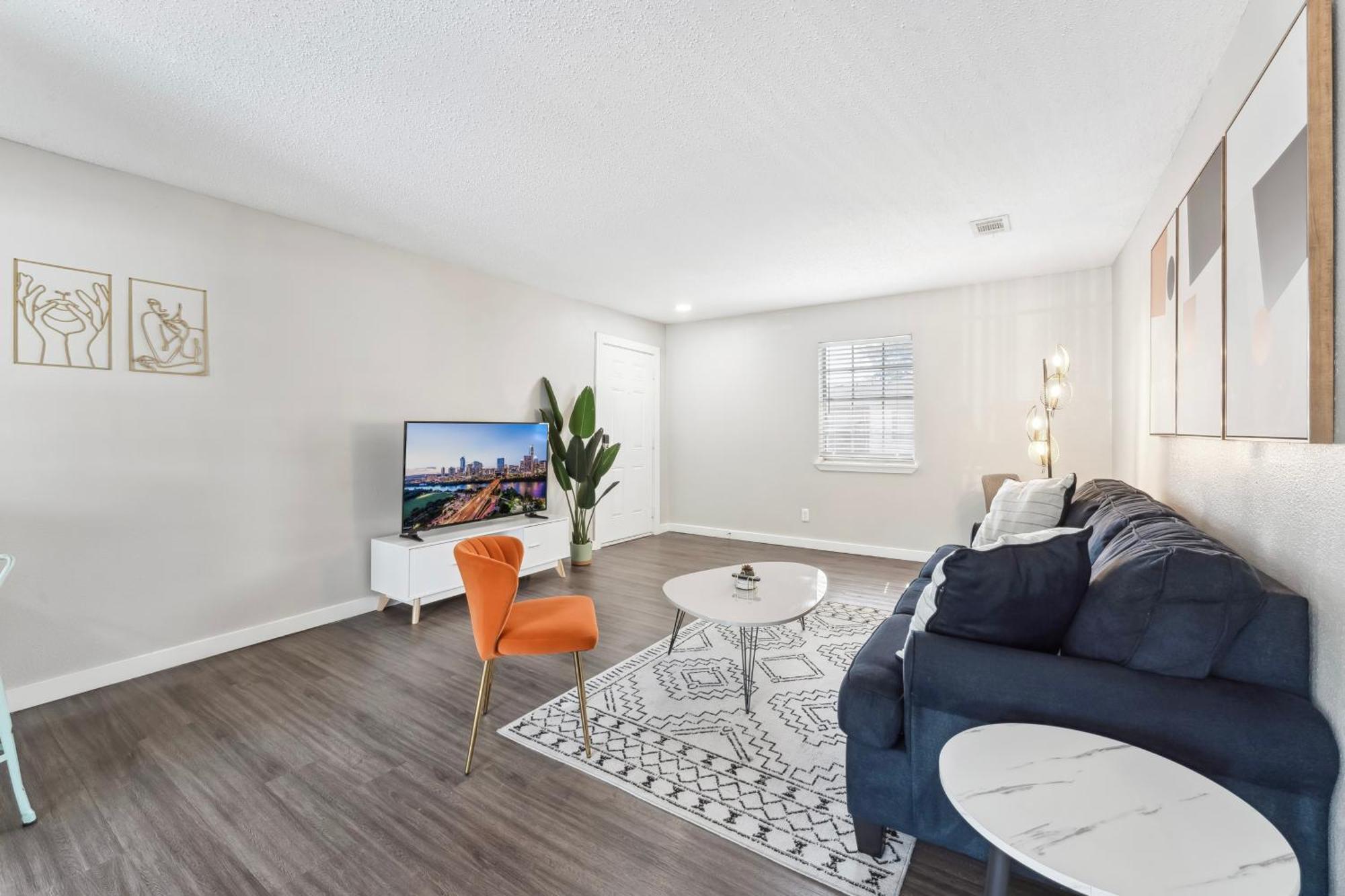 Economy King Bed Suites W Pool, Next To Downtown Austin Extérieur photo