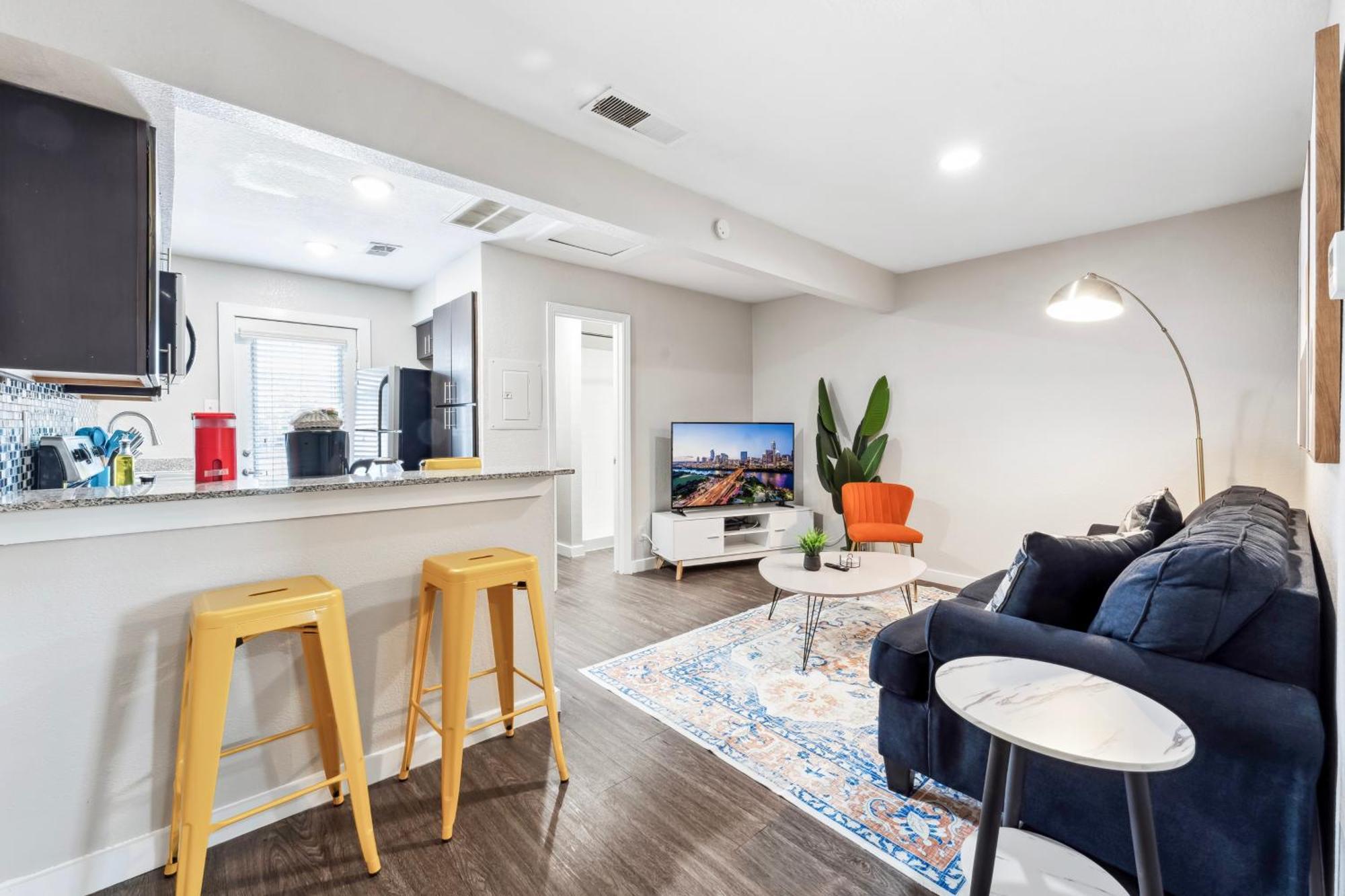 Economy King Bed Suites W Pool, Next To Downtown Austin Extérieur photo