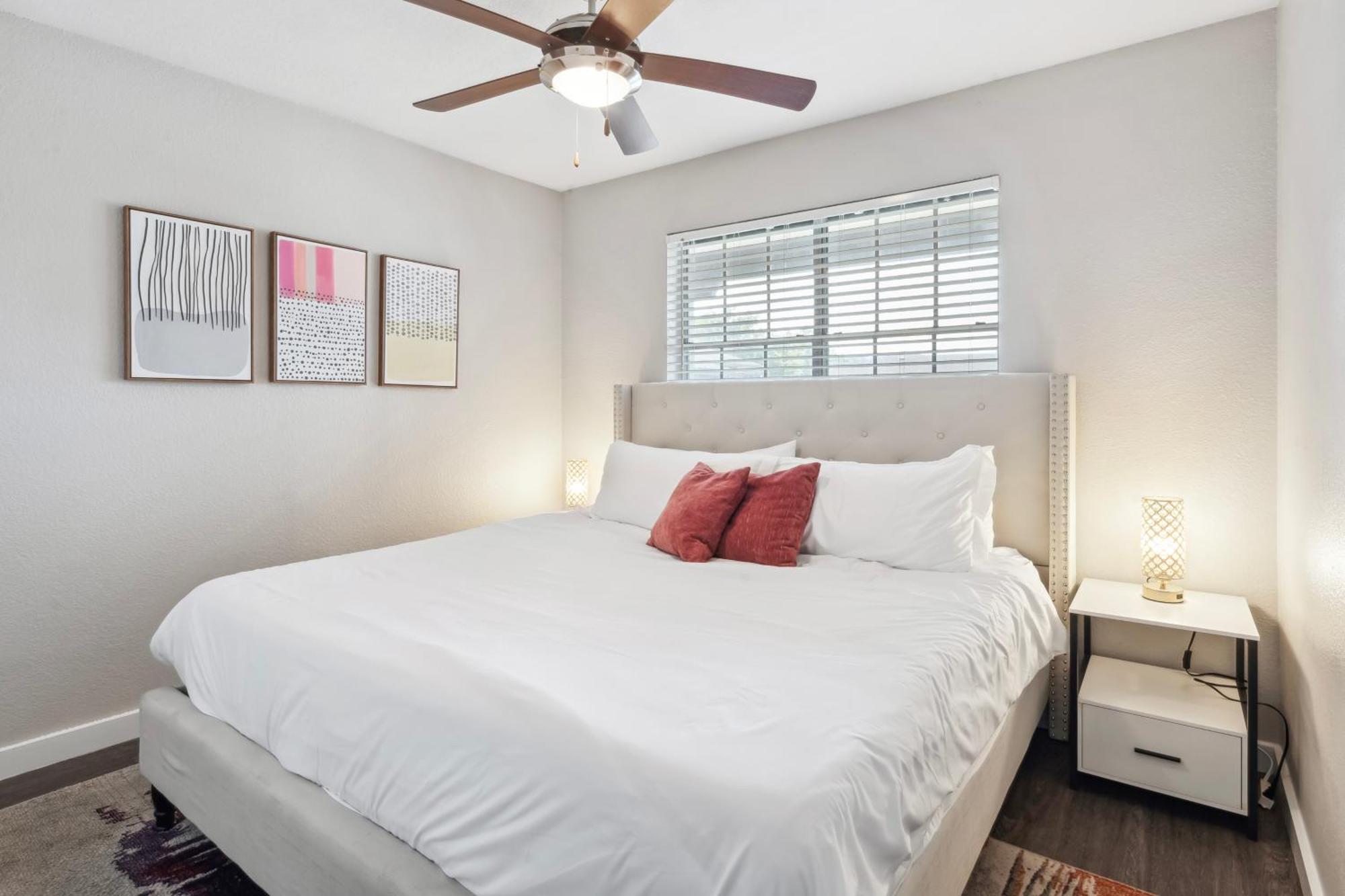 Economy King Bed Suites W Pool, Next To Downtown Austin Extérieur photo